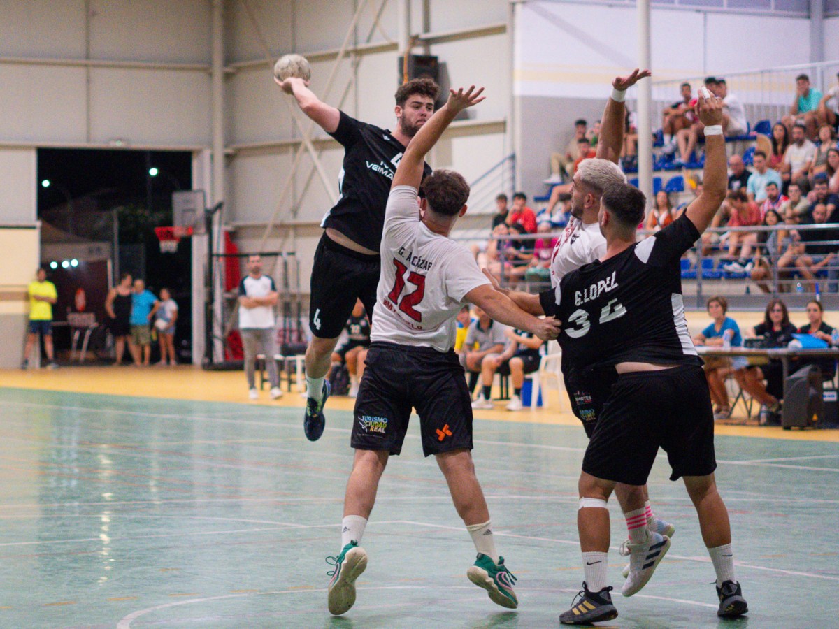 SENIOR – BM POZUELO 30-20 BM ALARCOS (TROFEO&nbsp;JCCM)